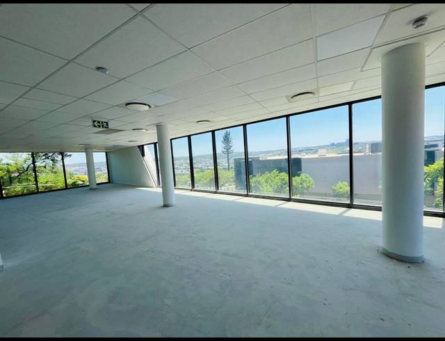 675M² OFFICE TO LET IN WATERFALL
